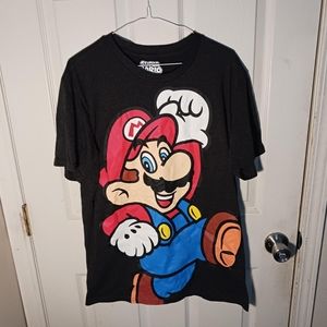 Super Mario, Large Mario, Gray Graphic T-shirt
